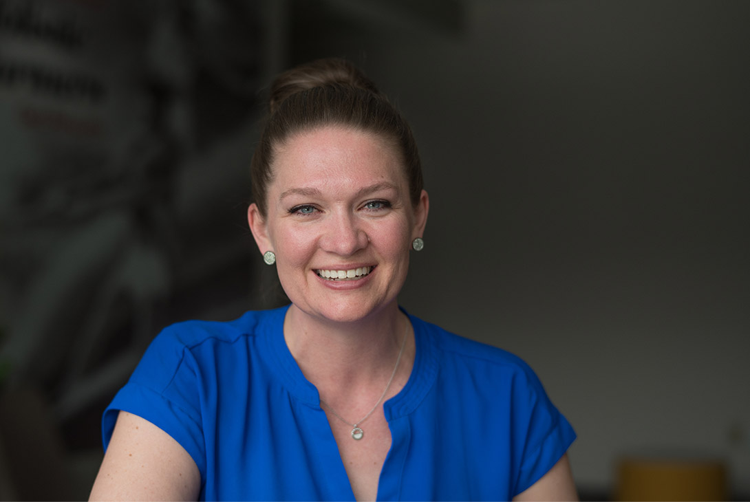 Headshot of Lisa Moore